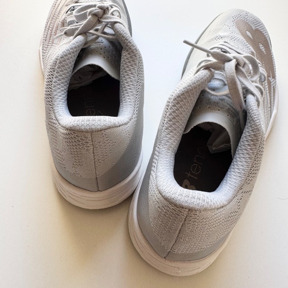 ✨NEW✨ NEW BALANCE Womens 896 V3 Revlite Hard Court Tennis Shoes Grey Sz US 8.5M - Picture 8 of 10